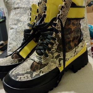 Cape Robbin Future Wave Boots